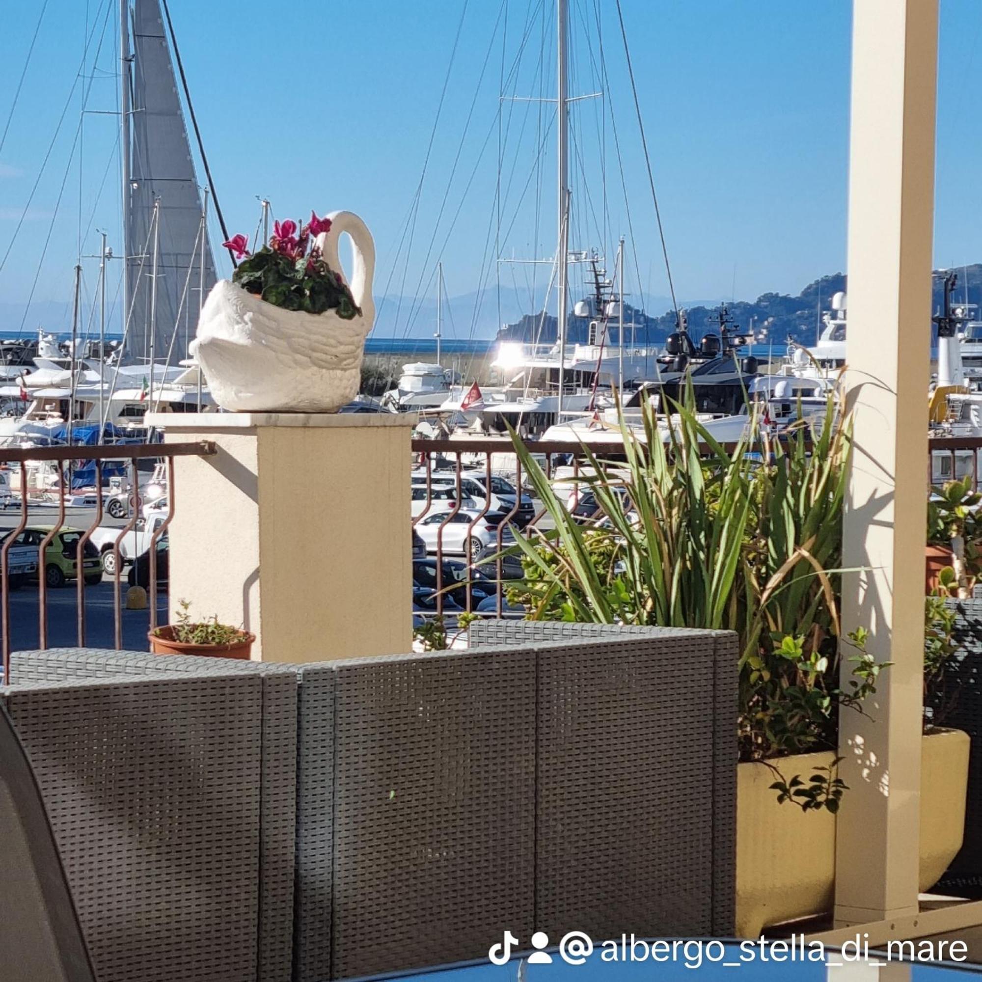 Albergo Stella Di Mare Lavagna Bagian luar foto